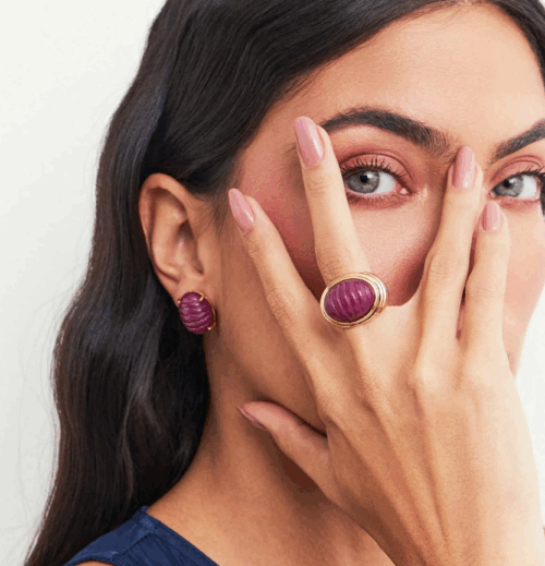 Mix & Match: como combinar banhos, texturas e estilos em joias